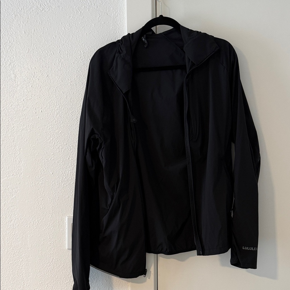 lululemon athletica Black Reflective Logo Jacket Sleeve